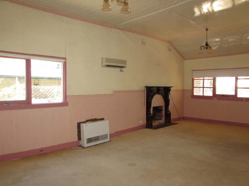 56 Hunter Street, Castlemaine VIC 3450