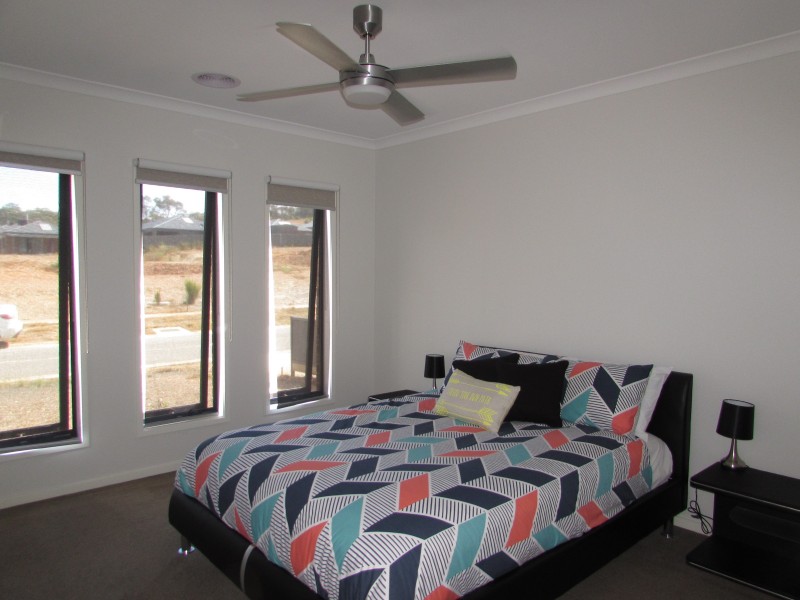 12 Carloway Drive, Castlemaine VIC 3450