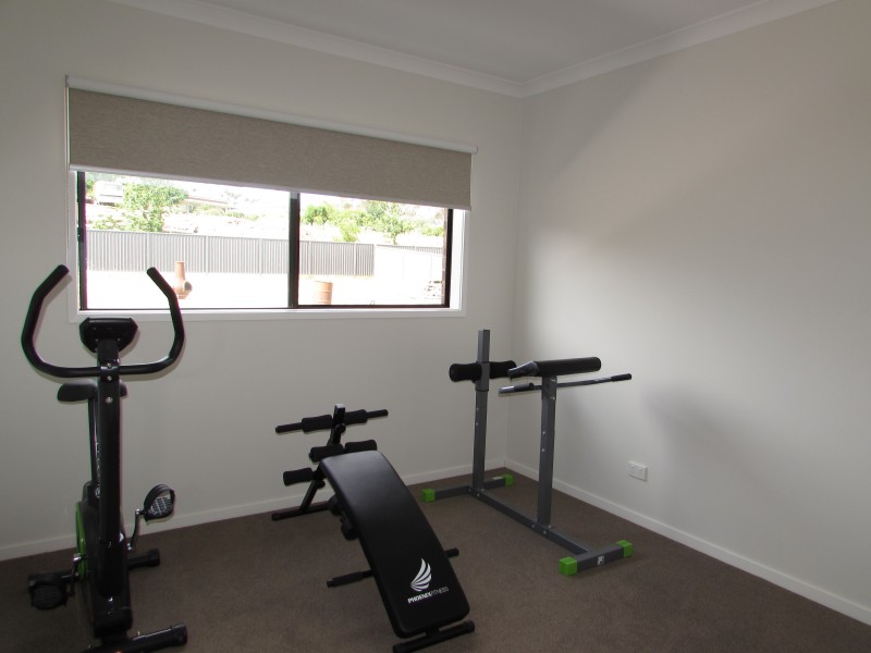 12 Carloway Drive, Castlemaine VIC 3450