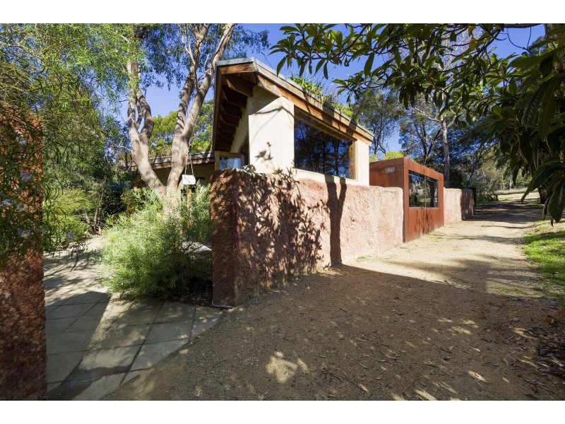 117 Kemps  Bridge Rd, Guildford VIC 3451