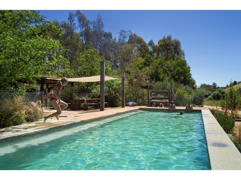 117 Kemps  Bridge Rd, Guildford VIC 3451