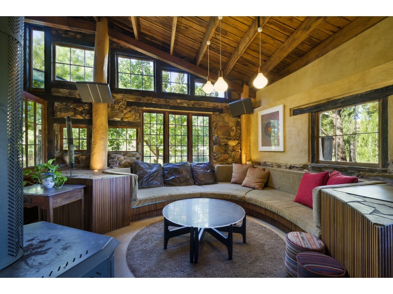 117 Kemps  Bridge Rd, Guildford VIC 3451