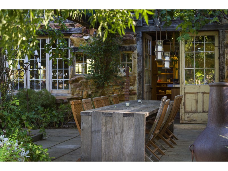 117 Kemps  Bridge Rd, Guildford VIC 3451