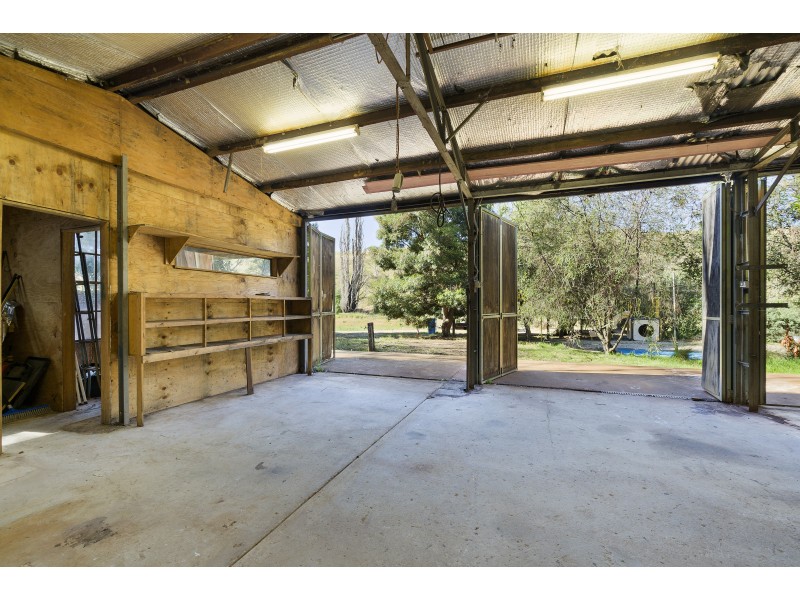 117 Kemps  Bridge Rd, Guildford VIC 3451