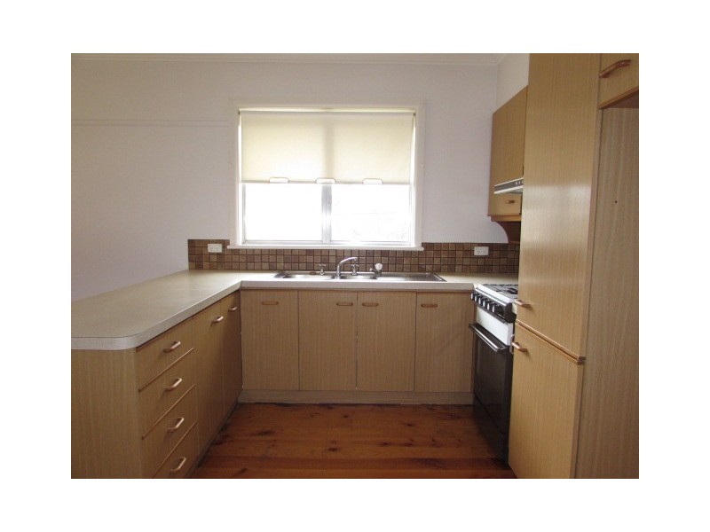 196 Hargraves Street, Castlemaine VIC 3450