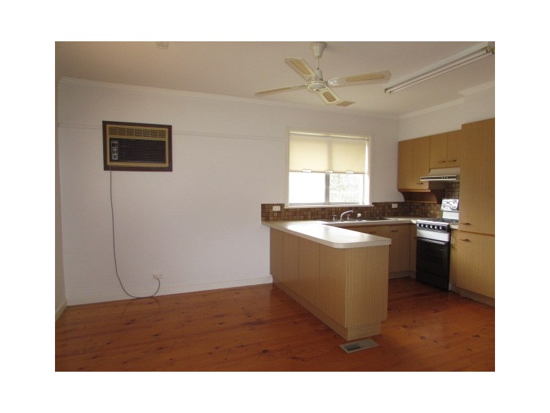 196 Hargraves Street, Castlemaine VIC 3450