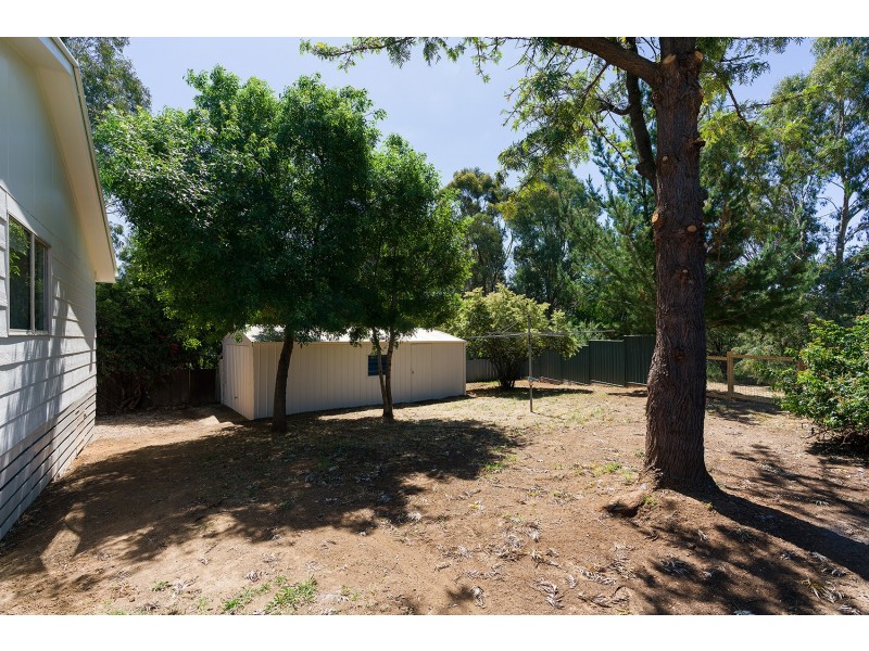 7 Pleasant Street, Castlemaine VIC 3450