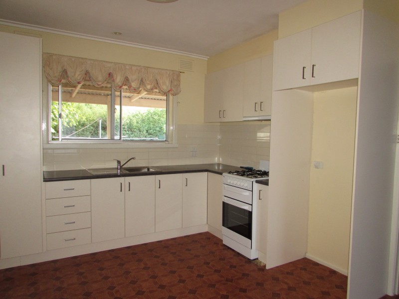 9 Gainsborough Street, Castlemaine VIC 3450