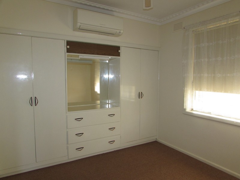 9 Gainsborough Street, Castlemaine VIC 3450