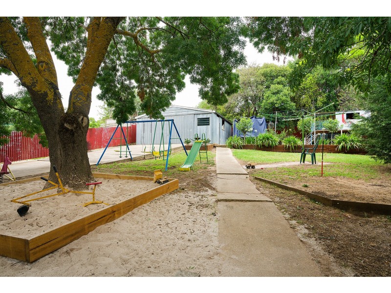 38 Richards Road, Castlemaine VIC 3450