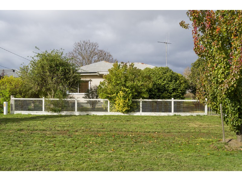 6 Adamson Street, Malmsbury VIC 3446