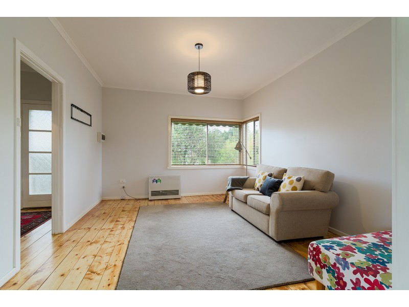 6 Adamson Street, Malmsbury VIC 3446