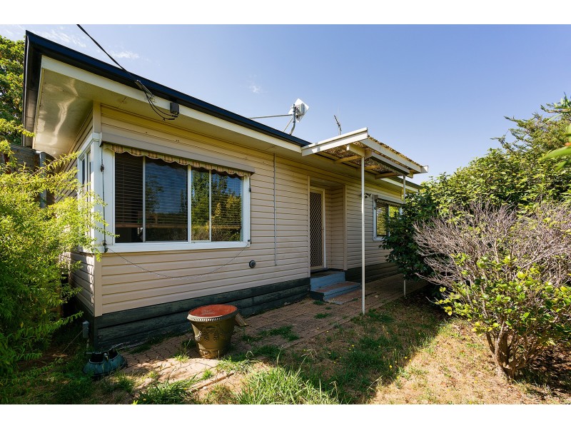 6 Adamson Street, Malmsbury VIC 3446