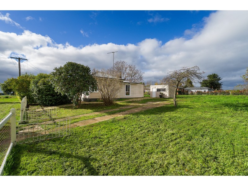 6 Adamson Street, Malmsbury VIC 3446