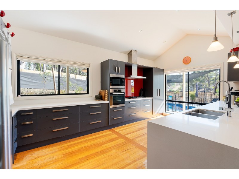 13 Merrifield St, Castlemaine VIC 3450