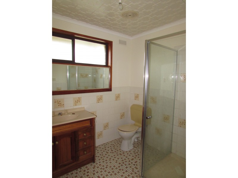 38 Lyons Street, Newstead VIC 3462