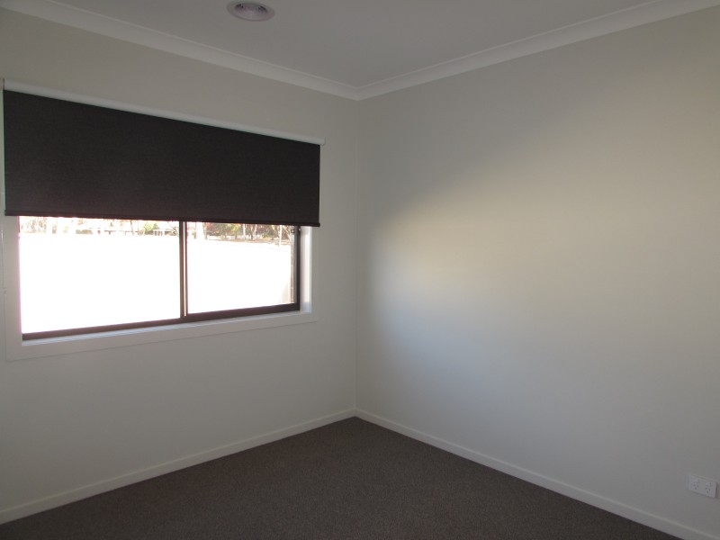 11 Woodman Drive, Mckenzie Hill VIC 3451