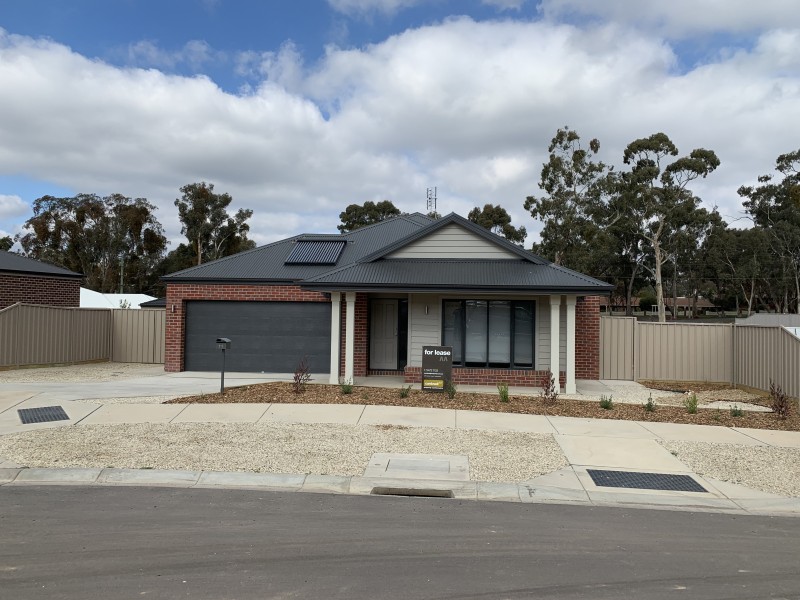 11 Woodman Drive, Mckenzie Hill VIC 3451