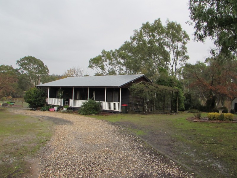 8715 Midland Highway, Barkers Creek VIC 3451