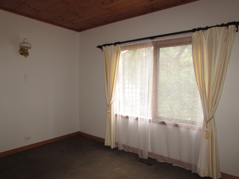 8715 Midland Highway, Barkers Creek VIC 3451
