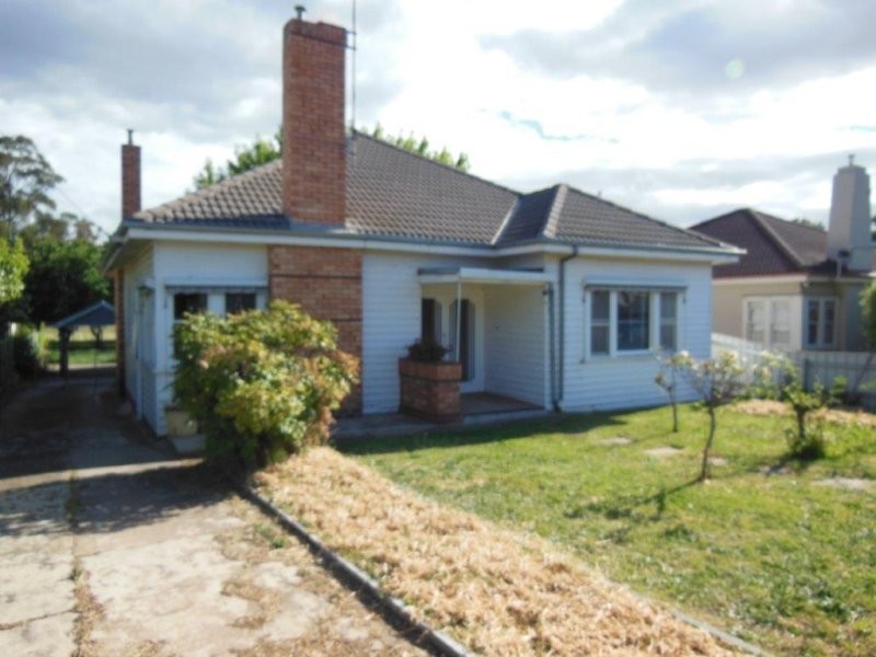 90 Forest Street, Castlemaine VIC 3450