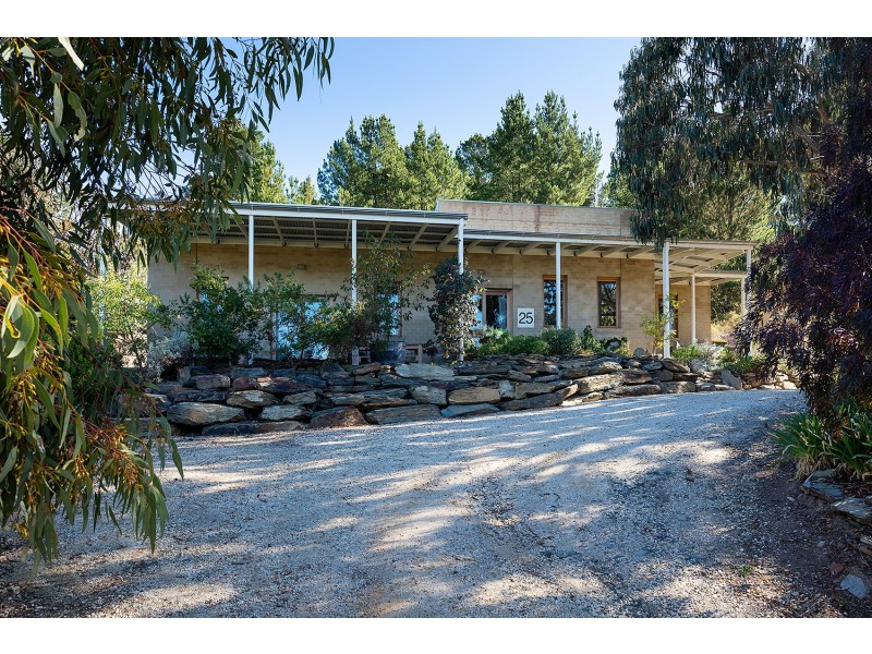 25 North Street, Chewton VIC 3451