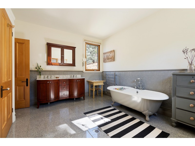 25 North Street, Chewton VIC 3451