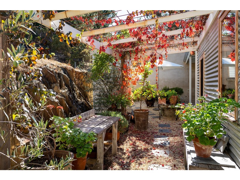 25 North Street, Chewton VIC 3451