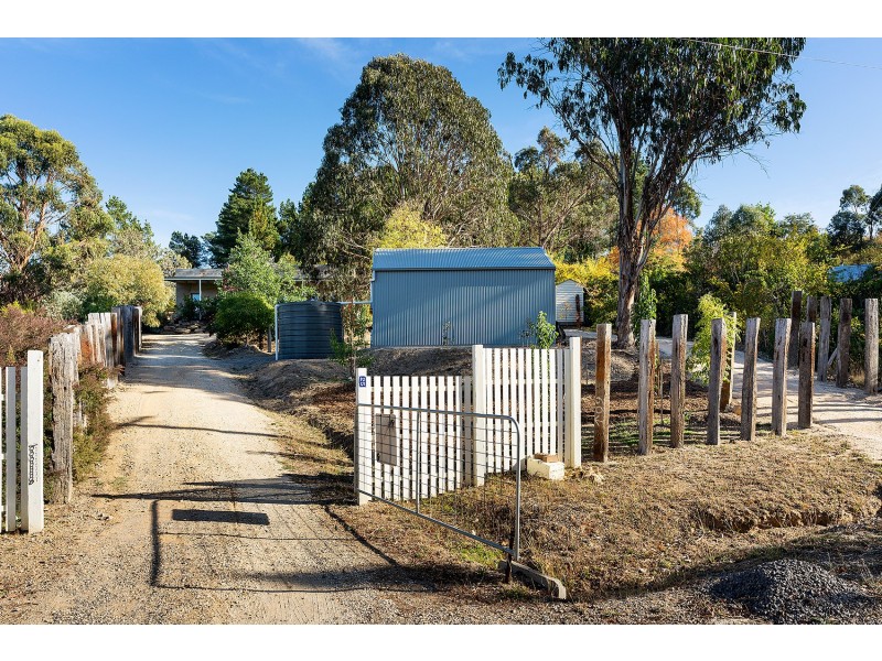 25 North Street, Chewton VIC 3451