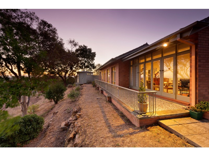 99 Templeton Street East, Castlemaine VIC 3450