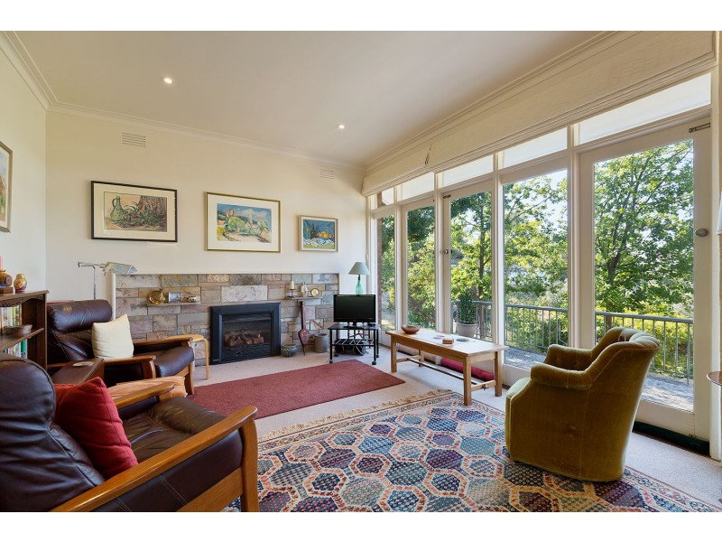 99 Templeton Street East, Castlemaine VIC 3450