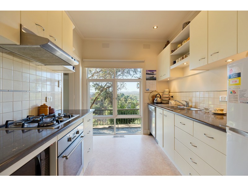 99 Templeton Street East, Castlemaine VIC 3450