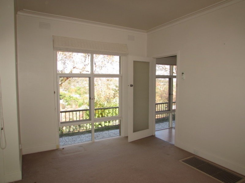 99 Templeton Street East, Castlemaine VIC 3450