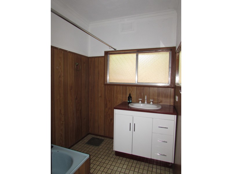 53 Johnstone Street, Castlemaine VIC 3450