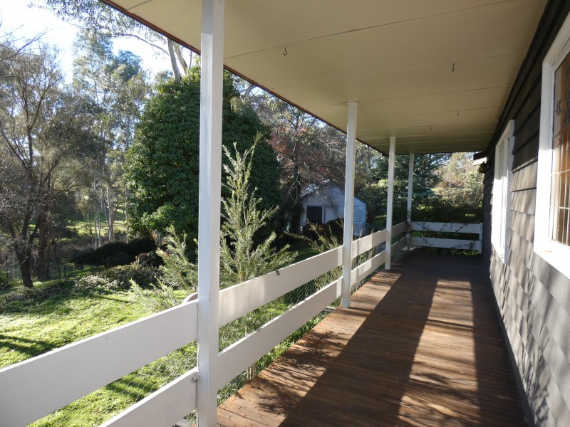 8715 Midland Highway, Barkers Creek VIC 3451