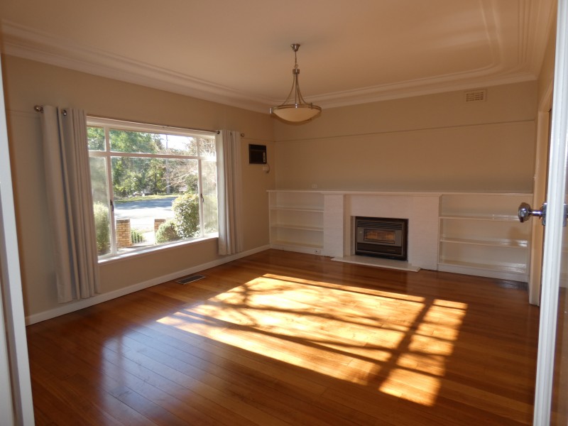 27 Johnstone Street, Castlemaine VIC 3450