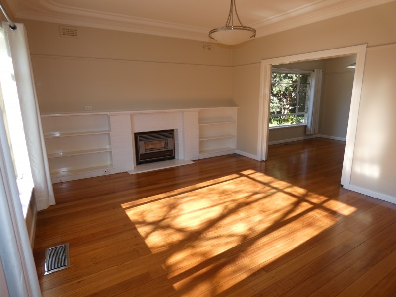 27 Johnstone Street, Castlemaine VIC 3450