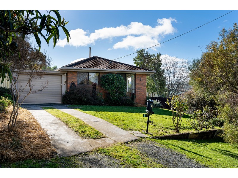 1 Reckleben Street, Castlemaine VIC 3450