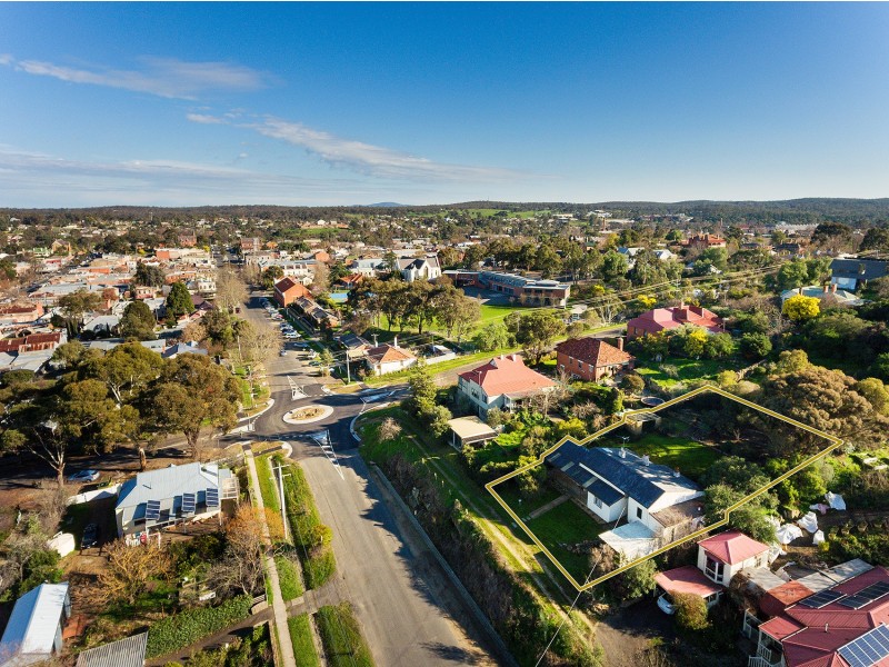 73 Lyttleton Street, Castlemaine VIC 3450