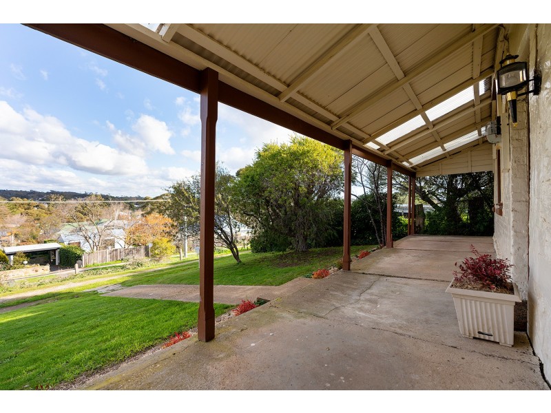 73 Lyttleton Street, Castlemaine VIC 3450