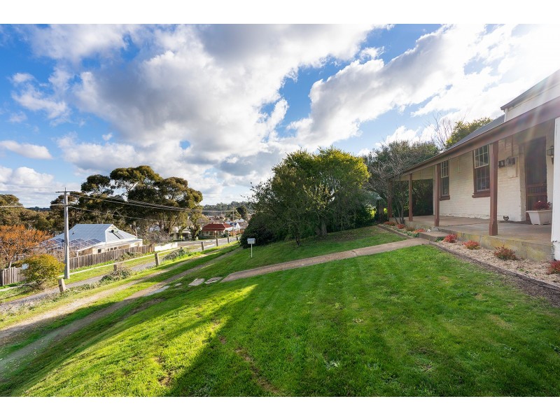 73 Lyttleton Street, Castlemaine VIC 3450