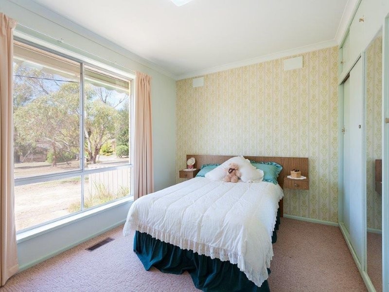 40 Lawrence Street, Castlemaine VIC 3450