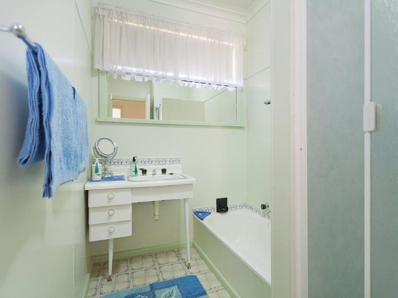 40 Lawrence Street, Castlemaine VIC 3450