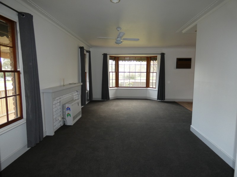 1 Station Street, Campbells Creek VIC 3451