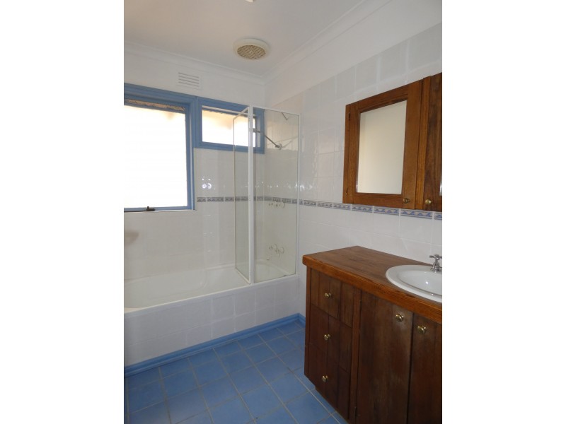 1 Station Street, Campbells Creek VIC 3451