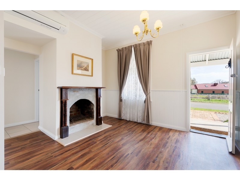 15 Chapel Street, Campbells Creek VIC 3451