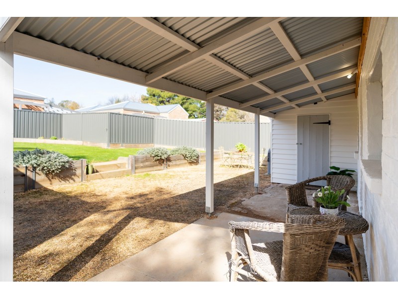 15 Chapel Street, Campbells Creek VIC 3451