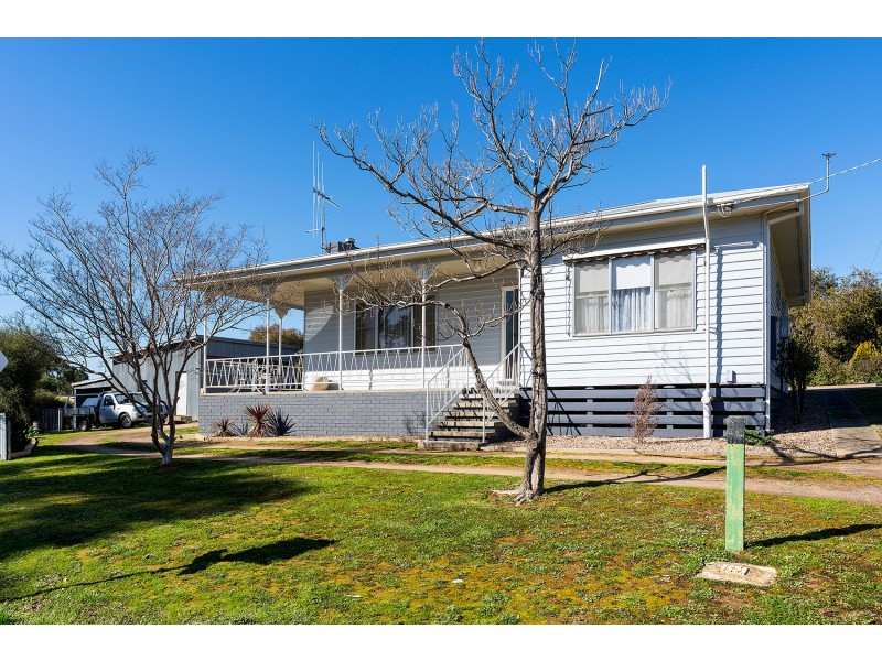 10 Market Street, Harcourt VIC 3453