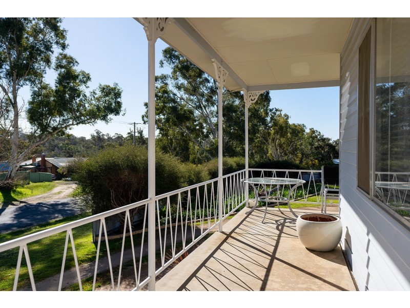 10 Market Street, Harcourt VIC 3453
