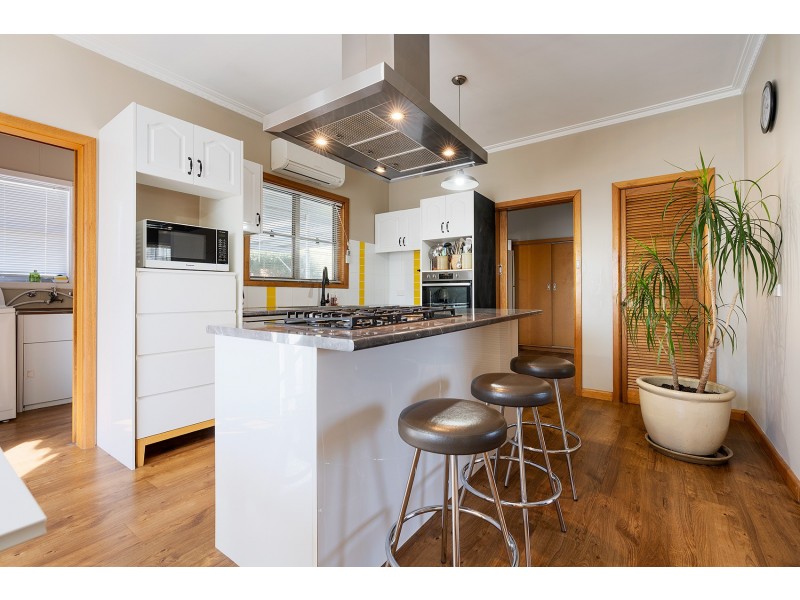 10 Market Street, Harcourt VIC 3453